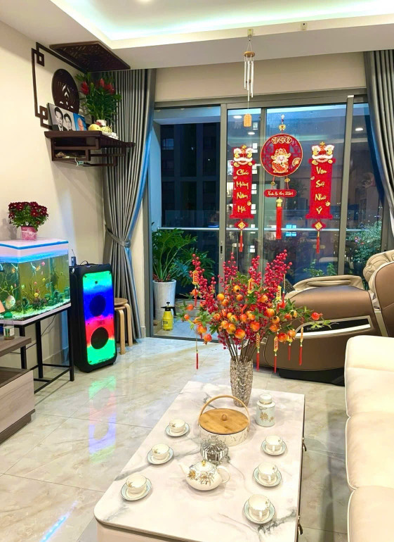 CĂN HỘ VỊ TRÍ ĐẸP- GIÁ TỐT chính chủ đi định cư cần ra căn chung cư tầng 10 view đẹp tại quận 4