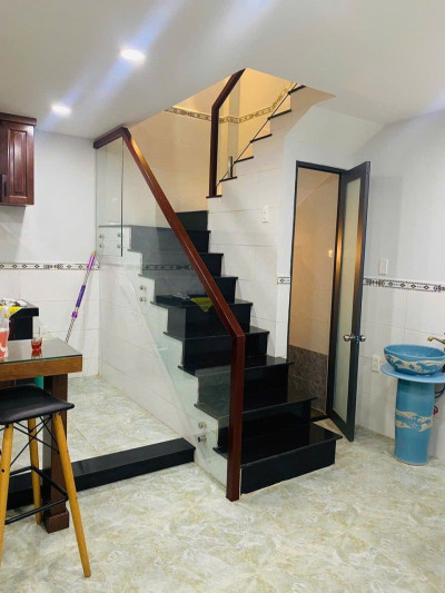 QUẬN 4 - NHÀ 34M 5 TẦNG MỚI TINH - CHỈ 4.3 TỶ.