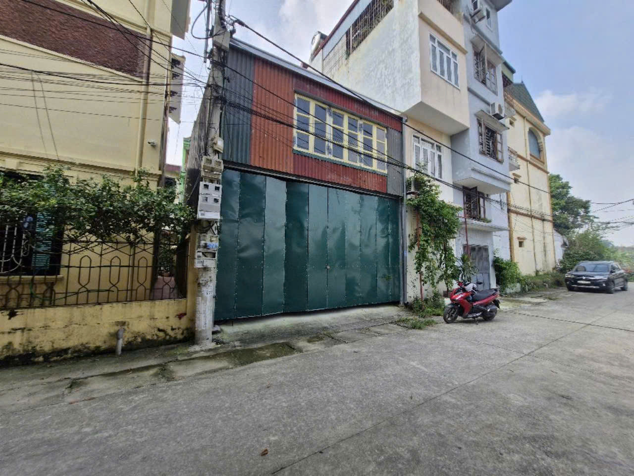 BÁN ĐẤT VĂN HỘI - BẮC TỪ LIÊM - DT 50M2 - MT5,7M - GIÁ 6 TỶ - NGÕ Ô TÔ TRÁNH - KINH DOANH