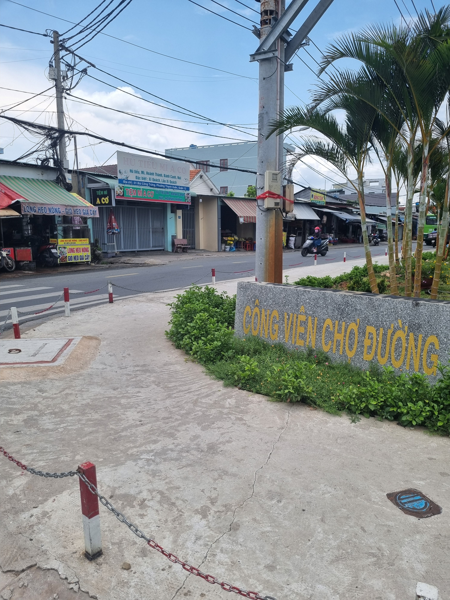 Chính chủ cho thuê nguyên căn ngay trung tâm q12