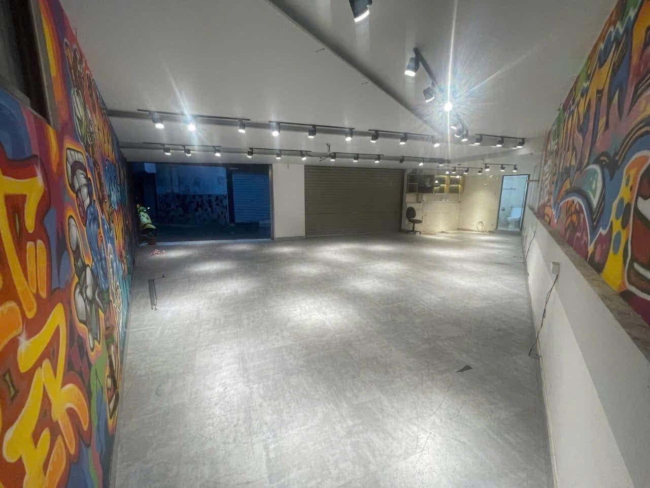 Cho thuê nhà ngõ ô tô Yên Hoà, 85m2, 1 tầng, mặt tiền 15m làm Spa, Văn Phòng, Cà Phê, Salon