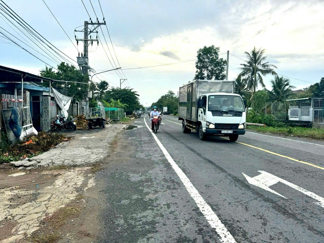 NỀN THỔ CƯ PHÚ TÂN ĐƯỜNG XE 7 CHỖ GẦN ĐƯỜNG 173 MỚI