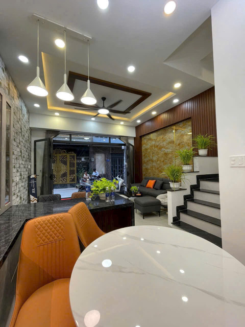 Nhà hẻm Lê Trọng Tấn, Bình Hưng Hòa dt 45m2 2 lầu 4pn 4wc giá 5,9 tỷ