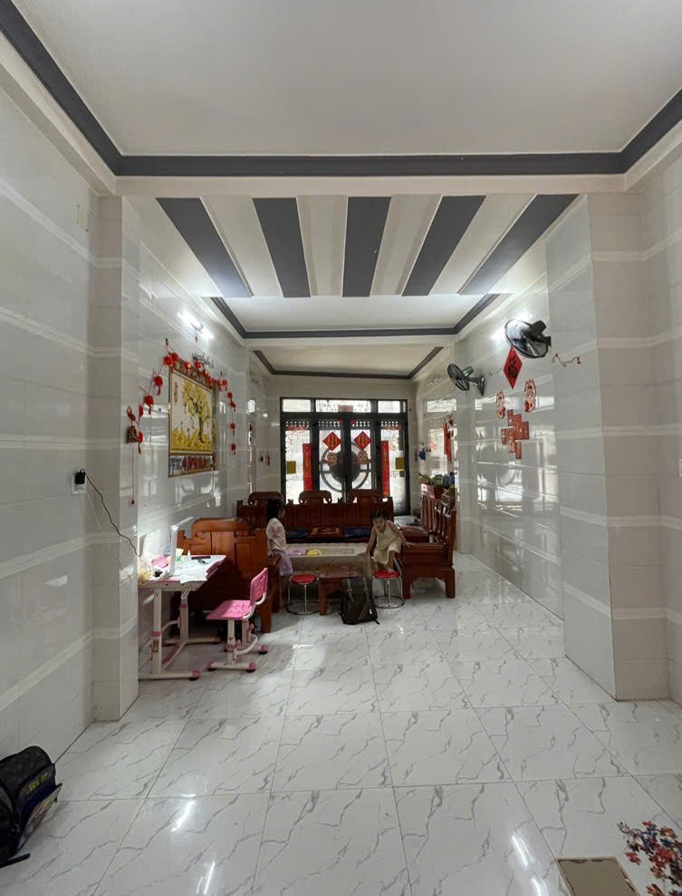 BÁN NHÀ 3 TẦNG HUỲNH TẤN PHÁT – GẦN PHÚ MỸ HƯNG – XE HƠI ĐỖ CỬA – CHỈ 8 TỶ