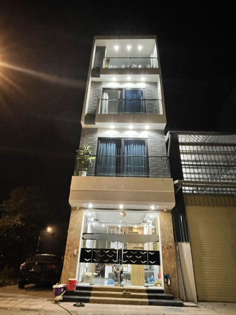 Hơn 4 tỷ nhà Dân xây cạnh Nhổn, ô tô 7 chỗ đỗ cửa, 5 ngủ