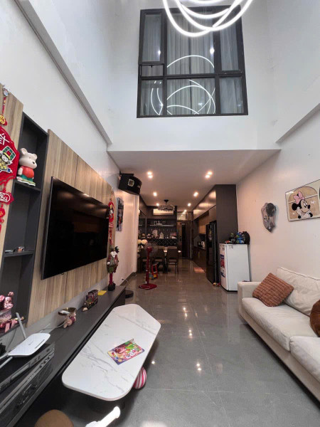 PL Hồ Đền Lừ Thang Máy - Gara Ô Tô - Nội Thất Hiện Đại DT 45m2 6 tầng Giá 19.5 tỷ