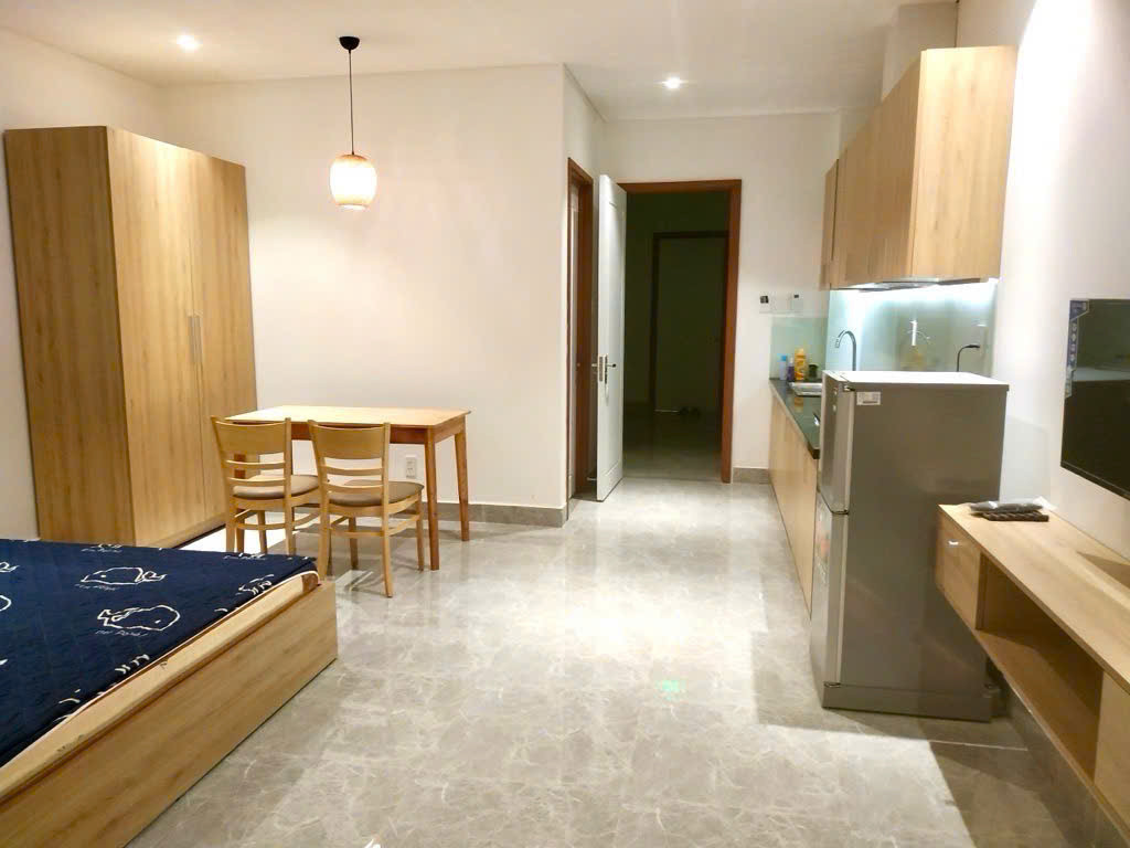 BÁN NHÀ MẶT PHỐ 6 TẦNG THANG MÁY, ĐƯỜNG RỘNG 10,5M LỀ 12M