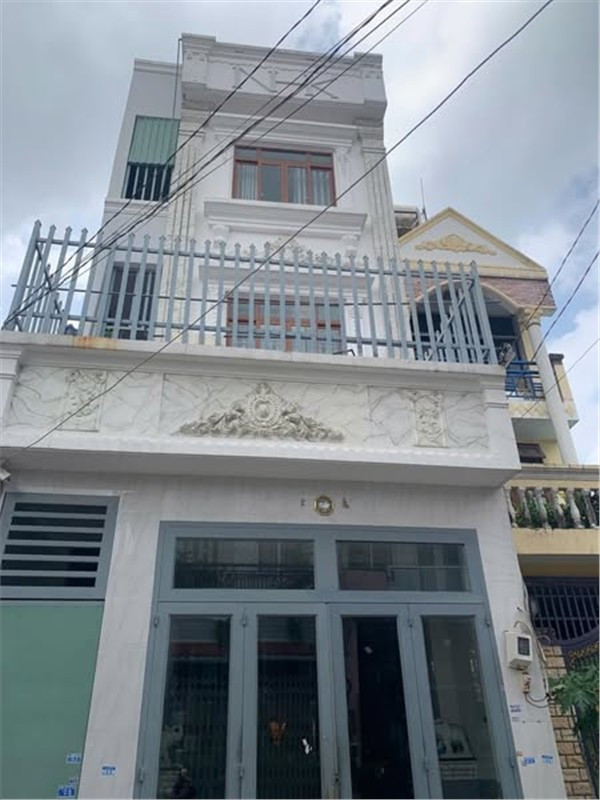 GẤP BÁN- CHDV TRUNG MỸ TÂY  - 2 MẶT TIỀN HẺM XE TẢI THÔNG - 125M2 - 16 PHÒNG - DÒNG TIỀN 30TR/THÁNG - GIA 7.6 TỶ
