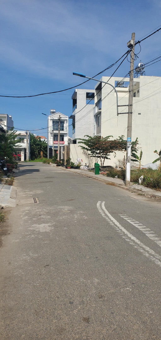 Thổ cư 100% Đất khu phân lô đồng bộ Bình Chánh giá 3, bớt Lộc