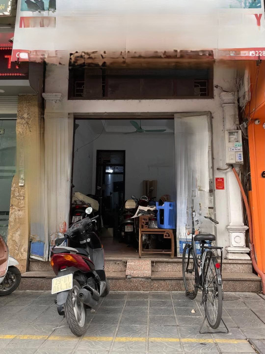 Cho thuê nhà Kinh doanh, Thang máy Phố Kim Ngưu, 5 tầng x 70m2, 6PN, 24 Triệu
