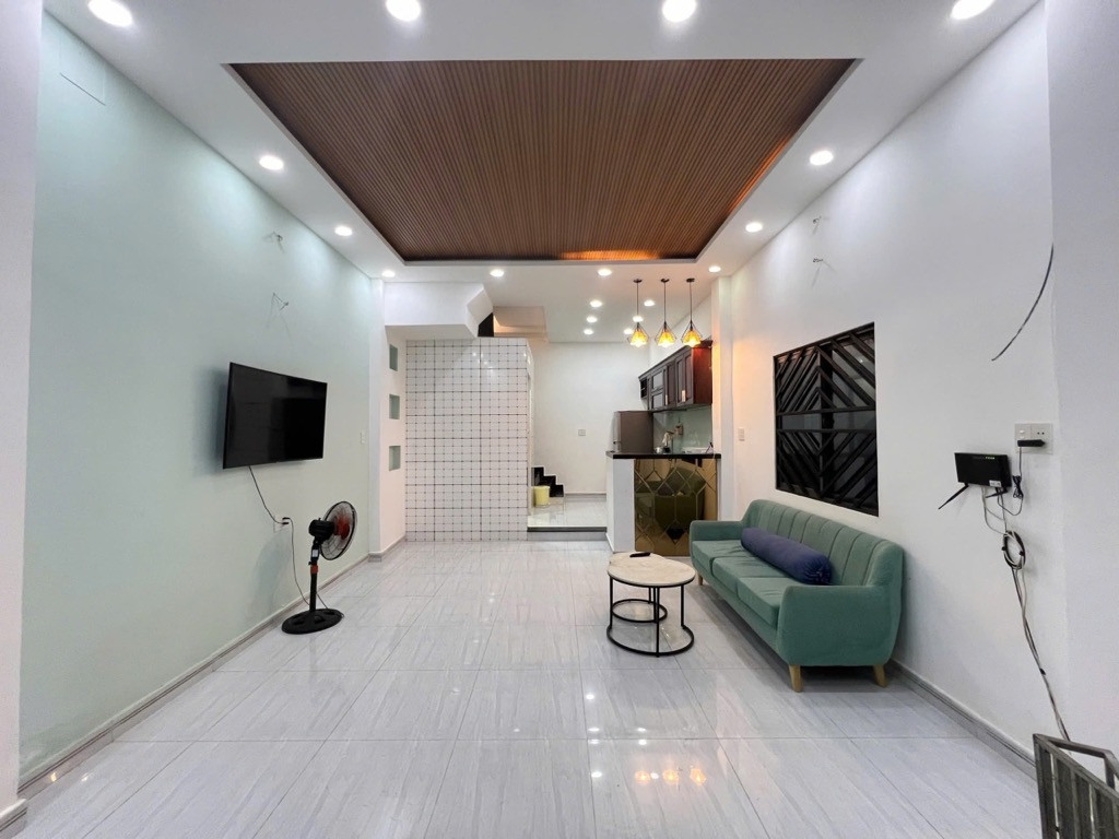 Bán nhà – Nhà bán Âu dương lân. P. Rạch Ông, quận 8, nhà 4 tầng. hẻm xe hơi. Không quy hoạch, 6.3 tỷ, nở hậu tốt