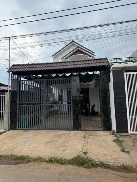 NHÀ 1 TRỆT 1 LẦU – MẶT TIỀN ĐƯỜNG NHỰA H’DƠK, Y WANG, TP. BUÔN MA THUỘT