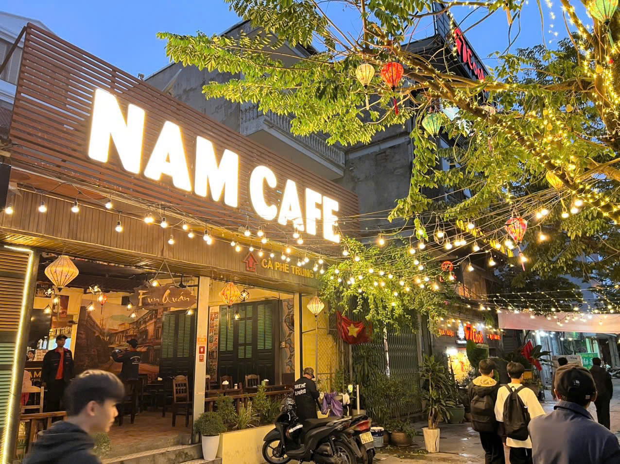 Chính chủ cần sang nhượng lại quán NAM CAFE Địa chỉ: Số 9 Trịnh Văn Bô, Nam Từ Liêm, Hà Nội.