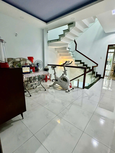 NHÀ ĐẸP – GIÁ TỐT – CHÍNH CHỦ CẦN BÁN CĂN NHÀ MẶT TIỀN TẠI Đường số 30, Phường 6, Quận Gò Vấp, HCM