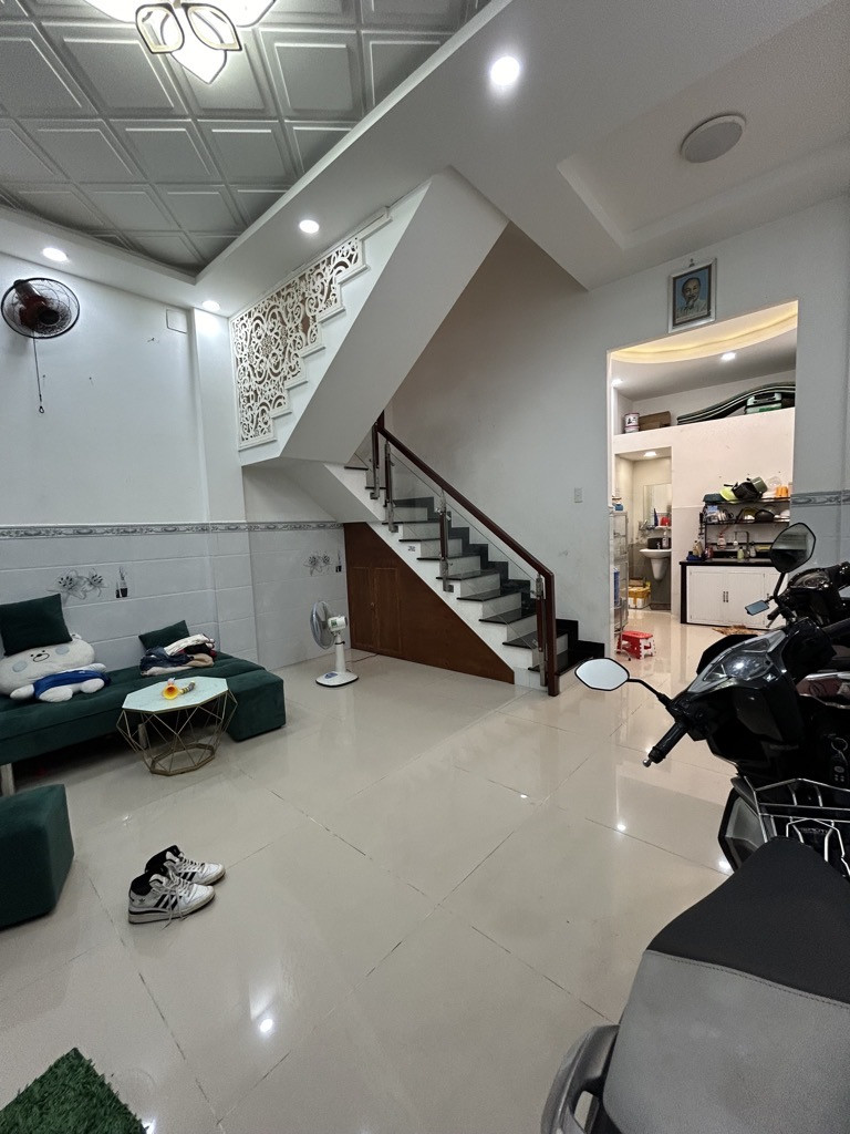 Chỉ 4.2 tỷ 2 tầng đúc ngang 5m Kế Bên Vincom Nam Long, p. Tân Thuận Đông, Quận 7