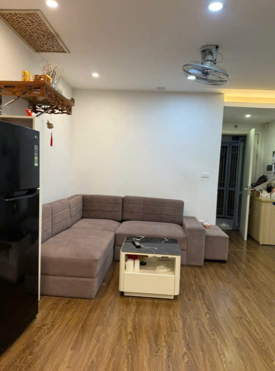 CẦN BÁN CĂN GÓC TẦNG TRUNG TẠI ĐAN PHƯỢNG - HOÀI ĐỨC ** GIÁ BÁN : 2 tỷ 650 triệu.
