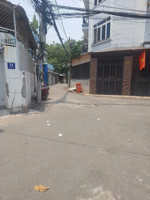 Bán đất 99m2  tặng nhà cấp 4 củ tiện xây mới, hẻm cách măt tiền 8m Nguyễn Duy Trinh,Bình Trưng Tây,Thủ Đức LH 0906227839