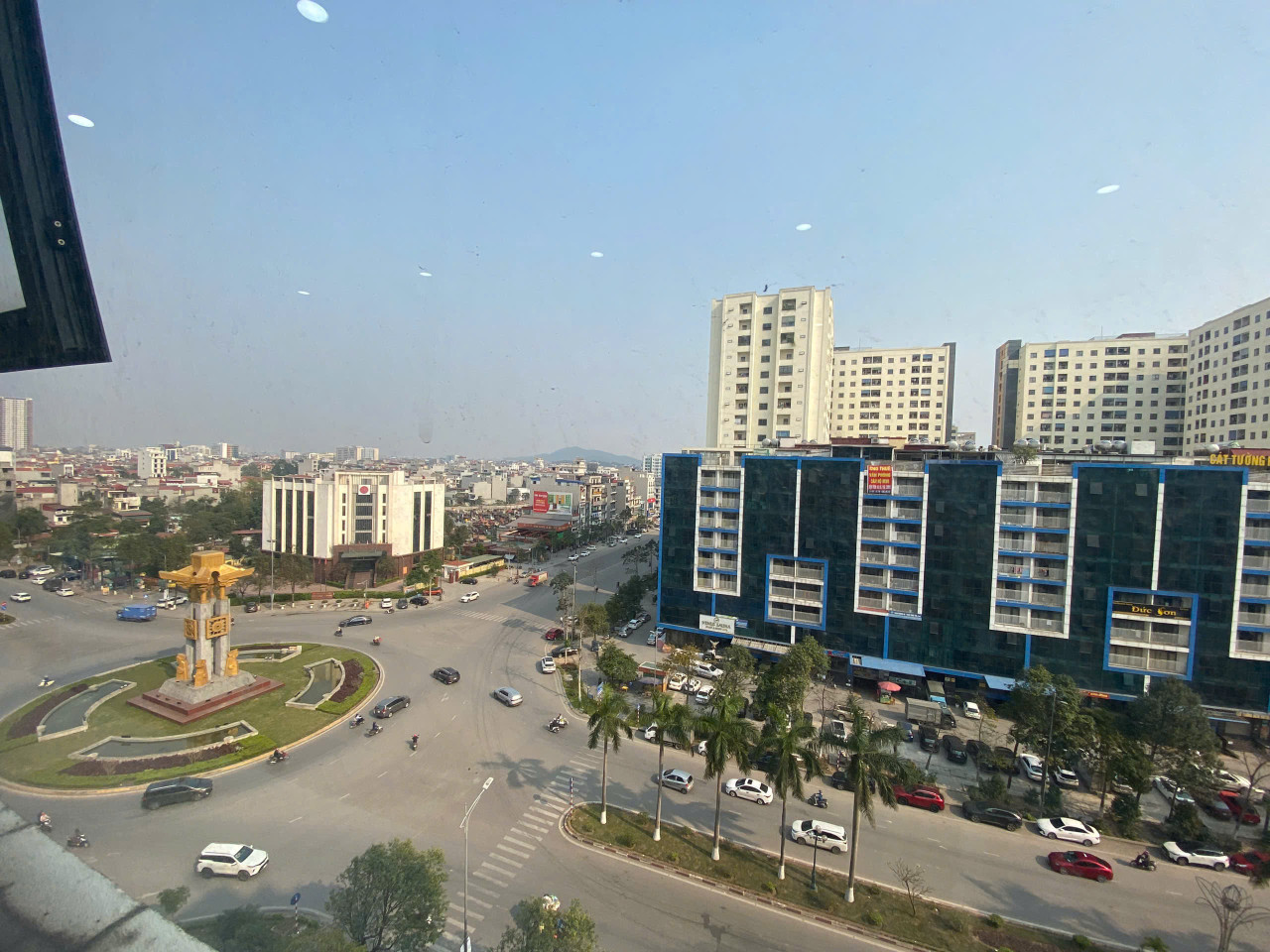SIÊU HÓT – CHÍNH CHỦ MỜI THUÊ MẶT BẰNG TẦNG 9 TÒA THƯƠNG MẠI V-City – TRỤC ĐƯỜNG LÊ THÁI TỔ, TP BẮC NINH - 90M2 – 12TR/THÁNG