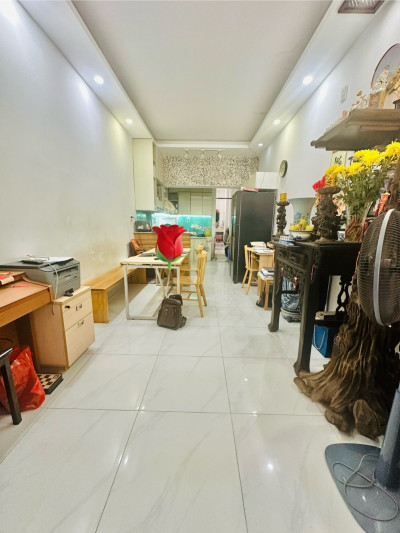 Bán nhà Thành Thái, Q.10, Hẻm Khủng 5m, 8x  tỷ