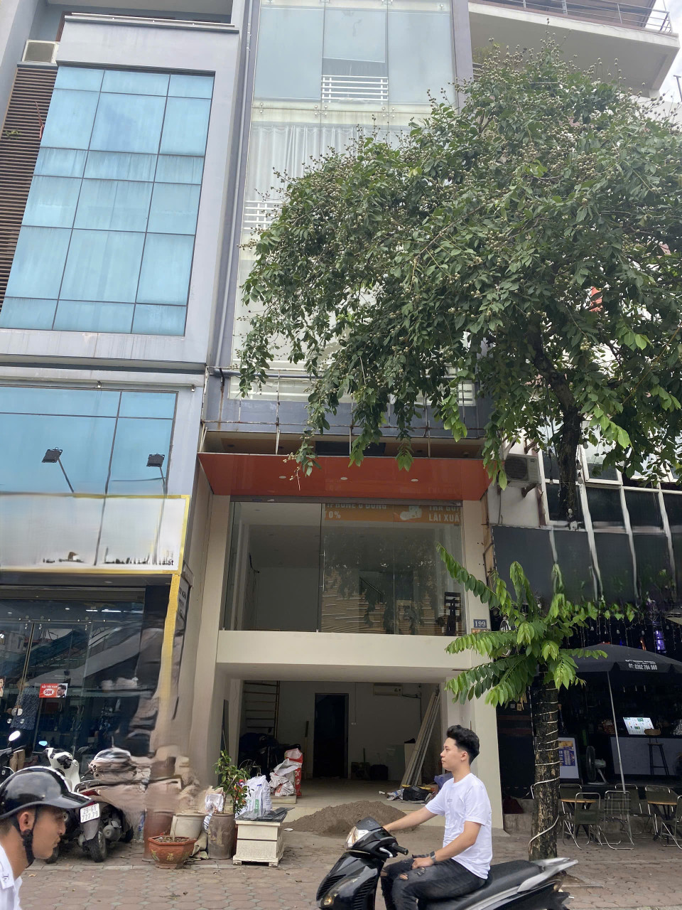 Cho thuê Nhà Mặt Phố Giải Phóng 4 tầng x 70m2, KD bất chấp, có cho làm CHDV 20 Triệu
