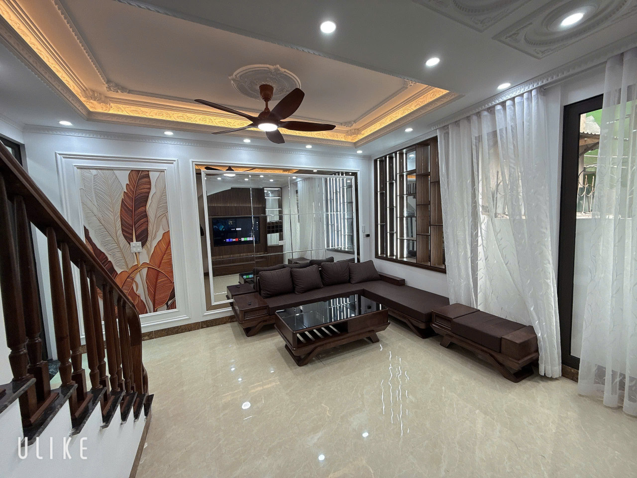 SIÊU PHẨM NHÀ ĐẸP CẦU GIẤY – HÀ NỘI
34m² x 6 TẦNG – FULL NỘI THẤT – NGÕ RỘNG 5M RA Ô TÔ – NỞ HẬU – GIÁ 8.2 TỶ