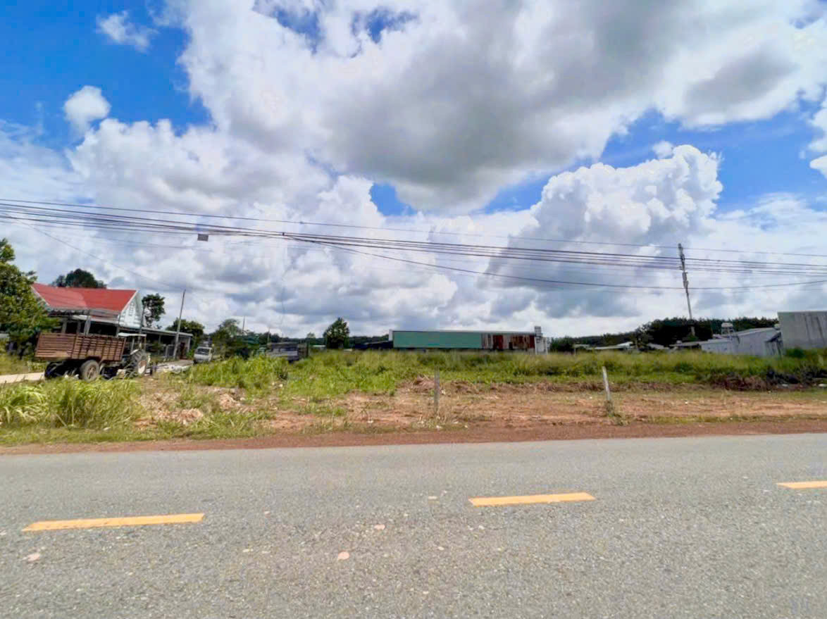 BÁN GẤP 6 LÔ (30X40)=1200M ĐẤT T.CƯ LIỀN KỀ, SỔ RIÊNG GẦN QL 13 SÁT CHỢ. GIÁ 290TR/SỔ