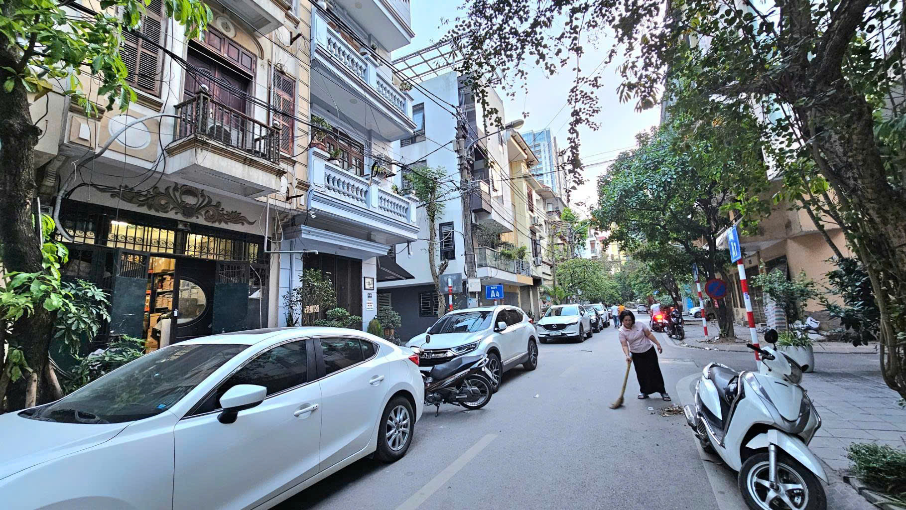 QUAN TÂM HOT!  Đất KĐT Đại Kim 83 mét. Vị trí Đỉnh Cao - KINH DOANH. Giá chỉ 16 tỷ 51