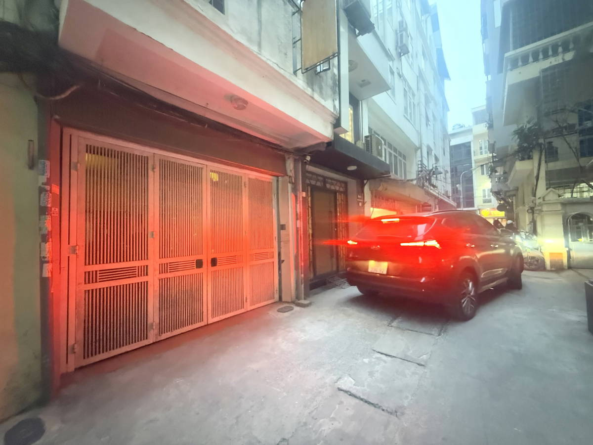 BÁN NHÀ LINH LANG, BA ĐÌNH. 52M2 4 TẦNG GIÁ 18 TỶ-2 MẶT NGÕ - DOANH THU ĐẠT 30TR/THANG - VỊ TRÍ CỰC ĐẸP.