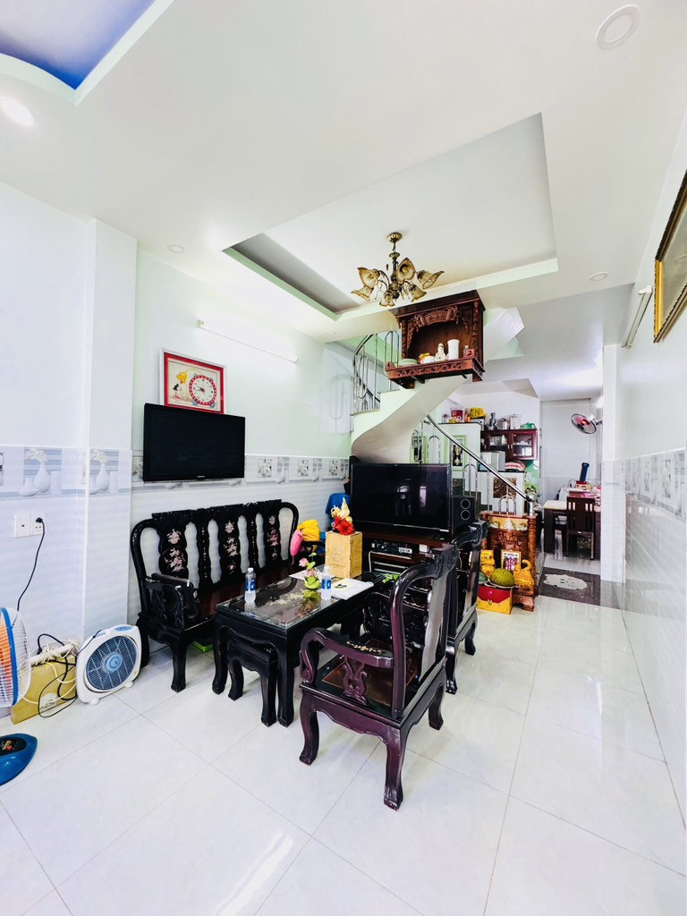 BÁN NHÀ - TÊN LỬA - AEON BÌNH TÂN - 52M2 - HẺM 4M - AN NINH - CHỈ 4.29 TỈ