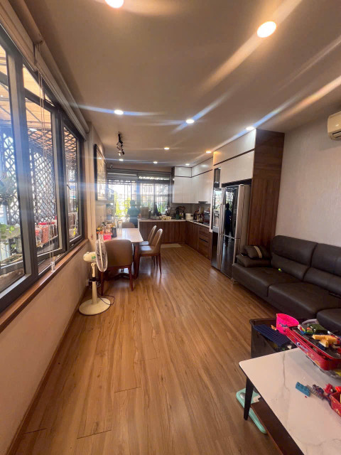 BDS HVL 🔥HOT - Chủ gửi nhà 5 Tầng - Góc 2 MT Đỗ Xuân Hợp  - PLB,Q9