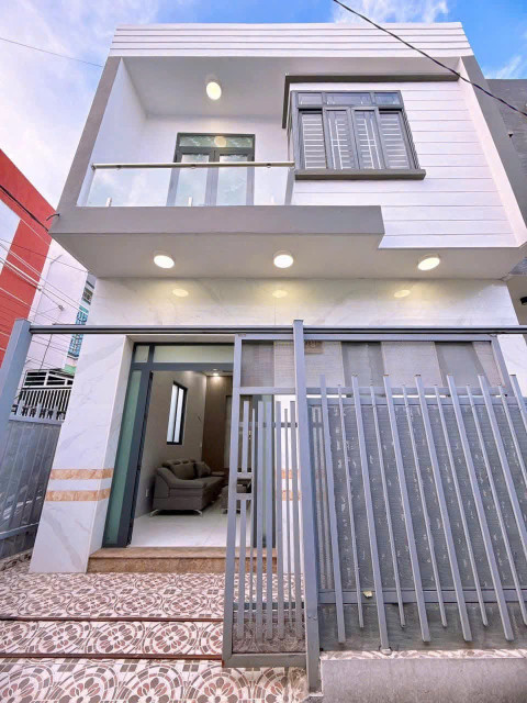Cần bán gấp căn nhà BÌNH CHÁNH