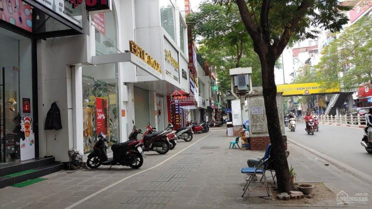 Cho thuê nhà Mặt Phố Thái Hà KD bất chấp 2 tầng x 55m2, thông sàn