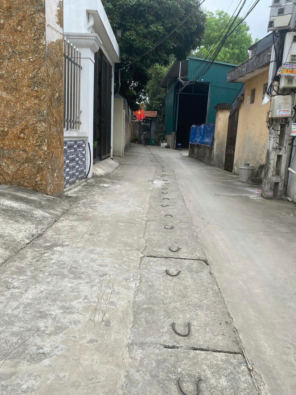 - CC bán lô đất Tiền Phong -Mê Linh                                                                          .