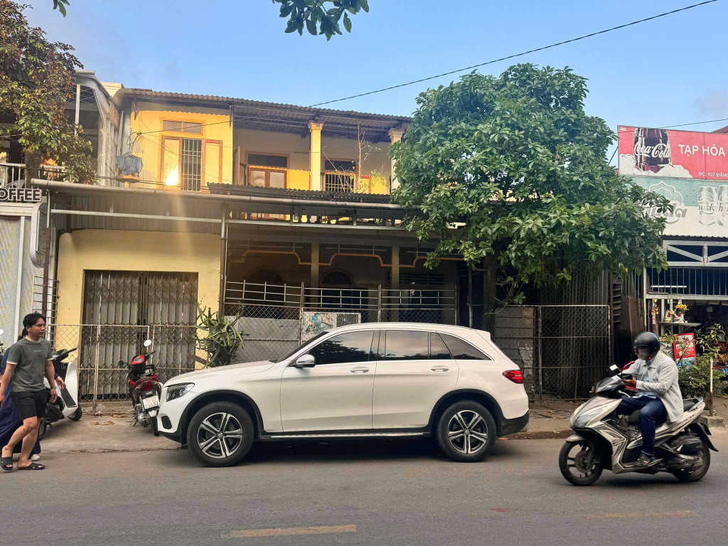 ⚠️ 📌  Bán Nhà 2 tầng mặt tiền kinh doanh Đặng Huy Trứ ngang S:128m ngang 10m Giá 7.x tỉ