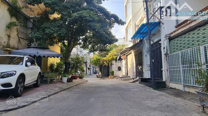 BÁN NHÀ 4 TẦNG NGANG 4.5M TẶNG NỘI THẤT - MẶT TIỀN BÙI MINH TRỰC, QUẬN 8 - NHỈNH 9 TỶ