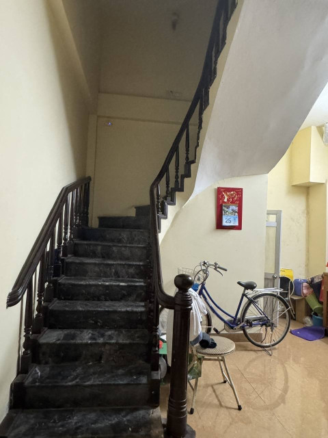 NHÀ ĐẸP  NGAY VÒNG XUYẾN NGUYỄN VĂN HUYÊN - CẦU GIẤY 72M*4T 26 TỶ,  MẶT NGÕ THÔNG ,KINH DOANH VIP, Ô TÔ TRÁNH, CÁCH MP 1 NHÀ. MẶT TIỀN RỘNG 8M