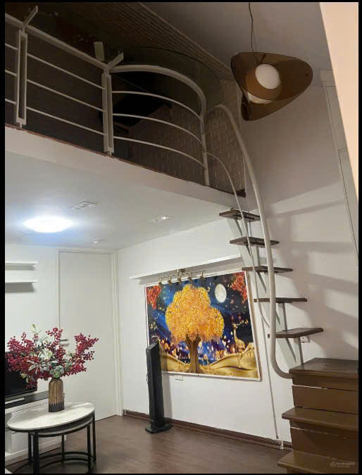 Cho thuê nhà ngõ ba gác 252 Minh Khai 2 tầng, 2 ngủ, 6 Triệu ở gđ, nhóm đi làm ngoan