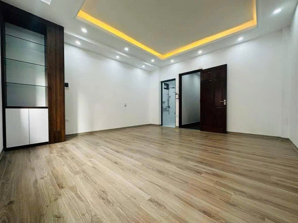 NHÀ MỚI THANH XUÂN SIÊU ĐẸP - Ở NGAY - 100M RA OTO TRÁNH - AN NINH TỐT - DT 41M2 GIÁ NHỈNH 8 TỶ