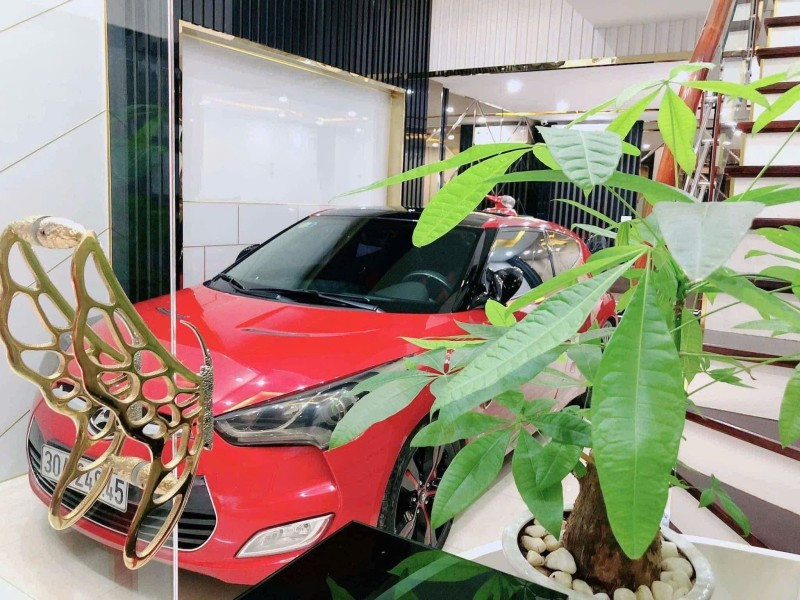 Bán nhà 7  tầng thang máy oto vào nhà, nội thất đẳng cấp, giá chỉ 18 tỷ!