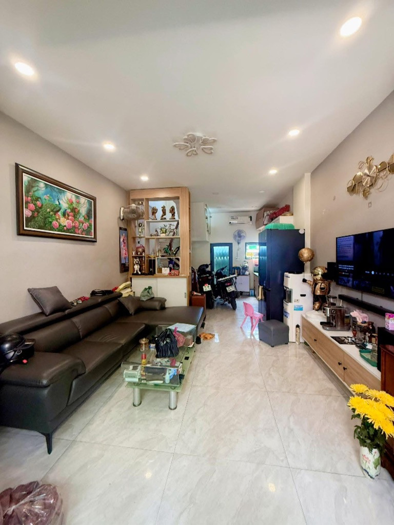 Bán nhà HXH Mã Lò, Bình Tân, 2 mặt hẻm thoáng, 33m2 - 4x8 - 2 tầng, chỉ hơn 3 tỷ