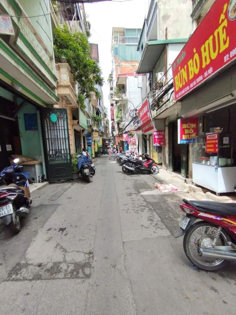 Bán nhà Ngõ Tự Do, Đại La (HBT) 66m, 5 tầng, mt 3.1m, giá 22.9 tỷ