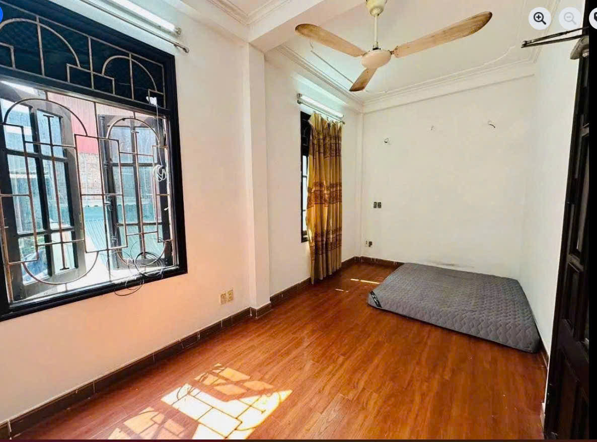 Cho thuê nhà 5 Phố Cảm Hội, 5 tầng x 25m2, 3 ngủ, 2 vệ sinh, 9 triệu KD on, ở gđ, nhóm 3 bạn
