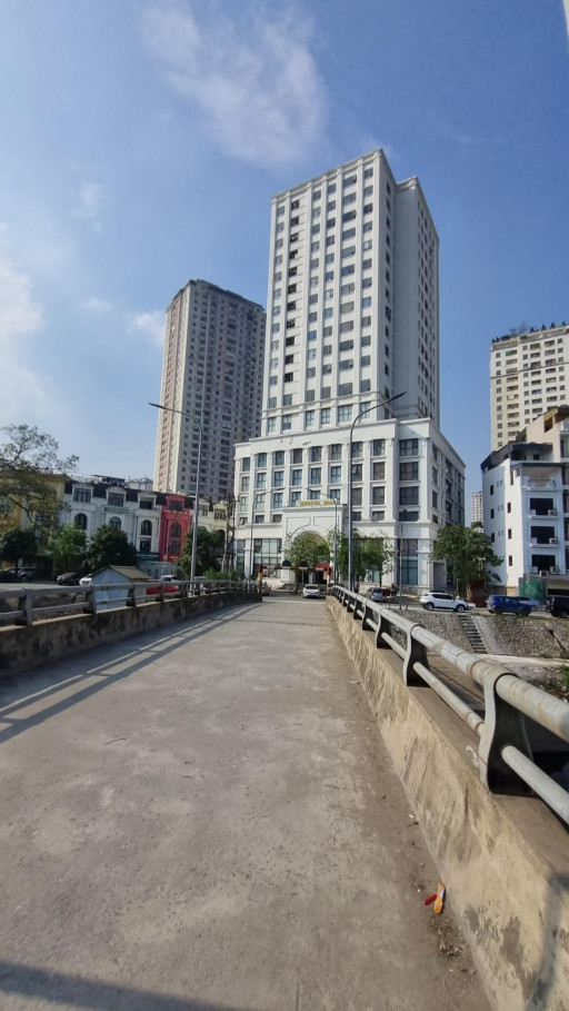 CHỈ NHỈNH 4 TỶ 9 - TRUNG TÂM HÀ ĐÔNG - NHÀ 5 TẦNG SỔ VUÔNG 35M2 CỰC ĐẸP