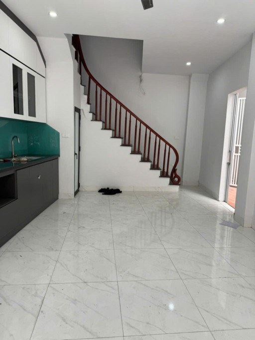 TRUNG TÂM HÀ ĐÔNG NHỈNH 6,8 TỶ 5 TẦNG, XÂY CẨN THẬN - GIAO THÔNG THUẬN TIỆN