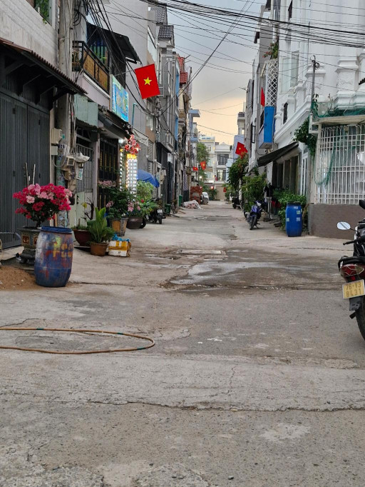 📌 👉 🔥HÀNG HIẾM HXT GIÁ TỐT, 50M2, NHỈNH 4TỶ (TL), ĐƯỜNG LÃ XUÂN OAI