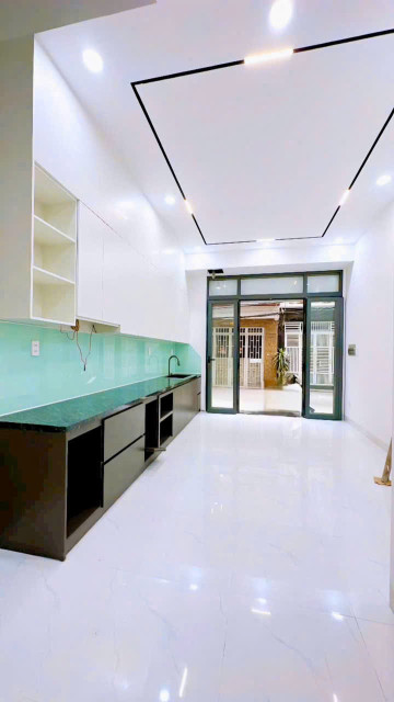 Mặt tiền đường số rộng 6m KHÁNH HỘI , xe hơi đỗ cửa 
CÓ 7 TỶ x