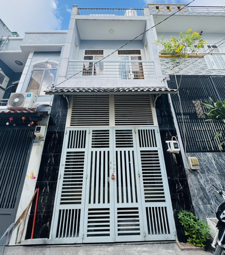 Bán nhà HXT 6m Chiến Lược, gần Tên Lửa, chợ Bình Trị Đông, 42m² - 2 tầng, chỉ hơn 4 tỷ