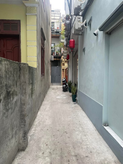 Bán nhà Tư Đình (Long Biên) 54m, 3 tầng, mt 3.8m, giá 7.7 tỷ