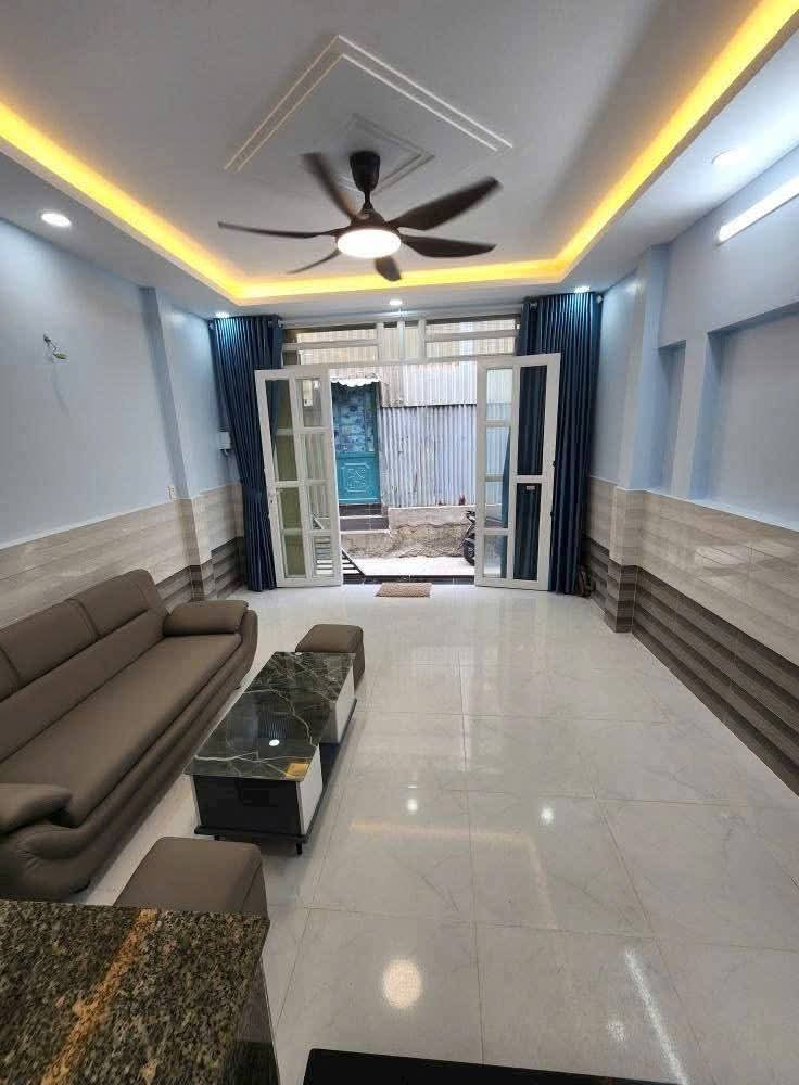 Q7 ngay Lacasa P. Phú Thuận, 4 tầng, 52m2, chỉ 5 tỷ, hẻm 3m thông