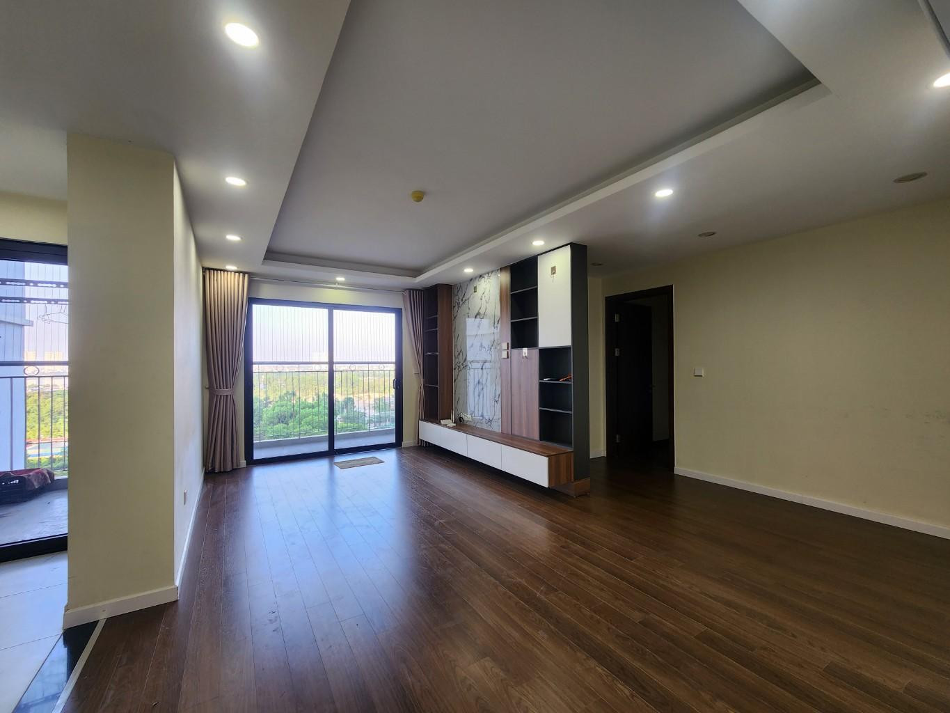 (Tin thật 100%) CH 82m2 x 2PN tại Green Park Trần Thủ Độ - Ban công hướng Đông - Nội thất 400 triệu